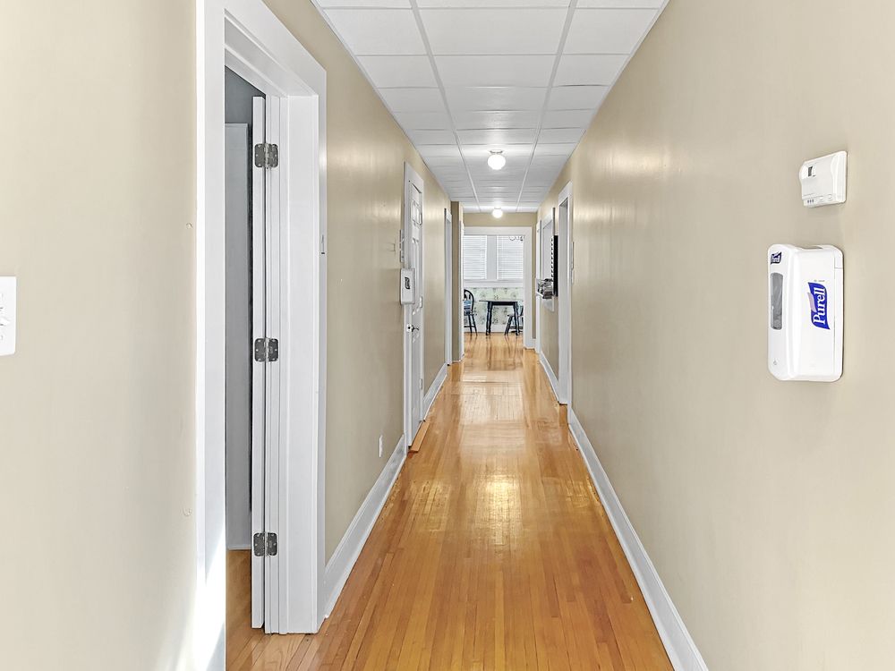 420 W Main St, Livingston, TN 38570